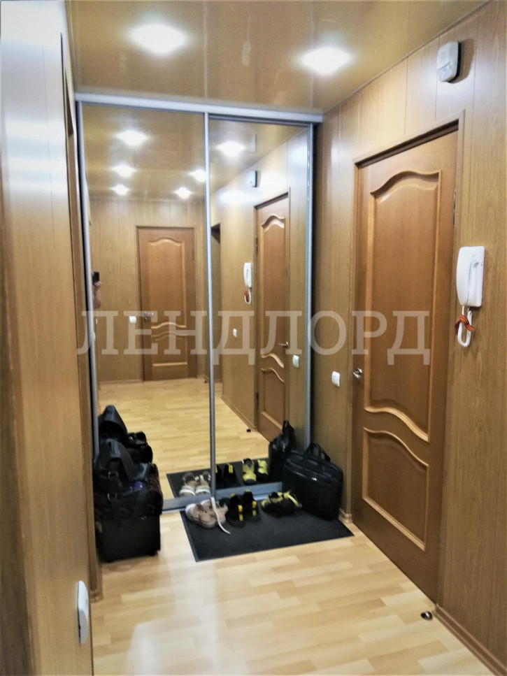 2-комн квартира Поворотная улица, 11
