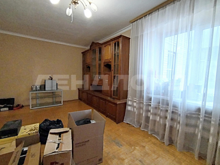 3-комн квартира Вятская улица, 53