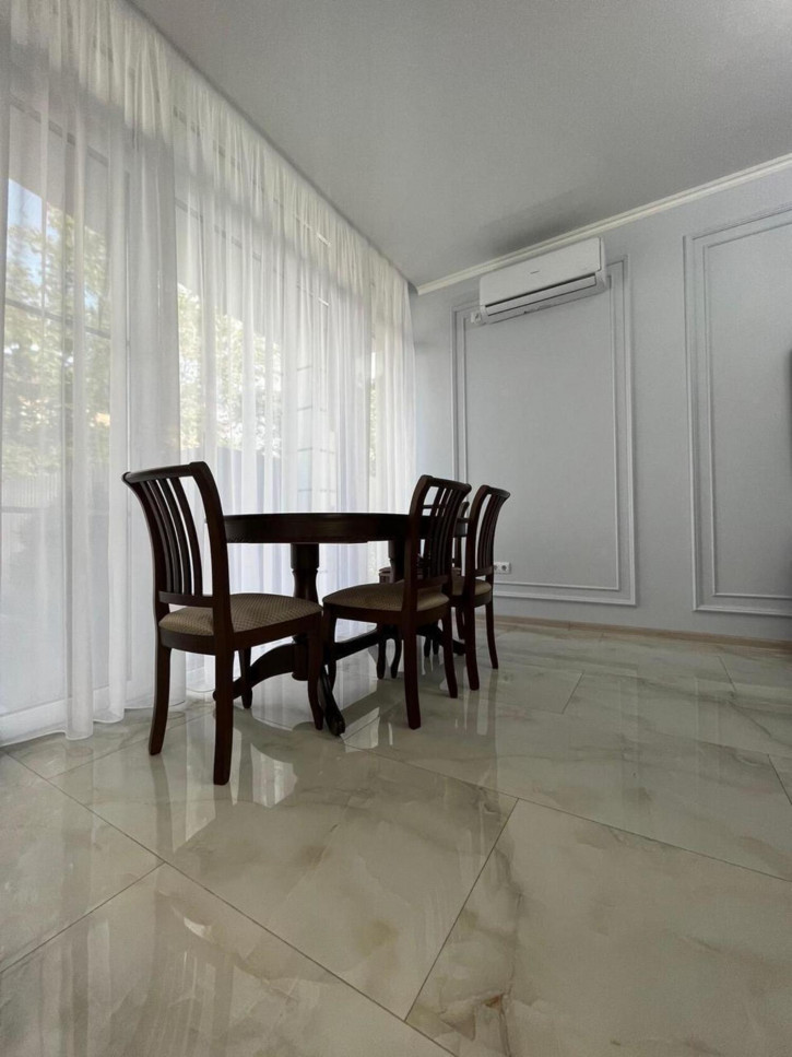 Коттедж/дом улица Кати Соловьяновой Коттедж/дом улица Кати Соловьяновой