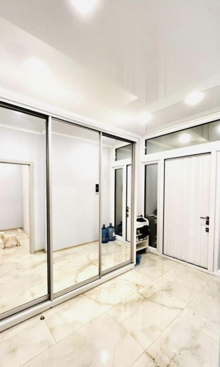 Коттедж/дом улица Кати Соловьяновой Коттедж/дом улица Кати Соловьяновой