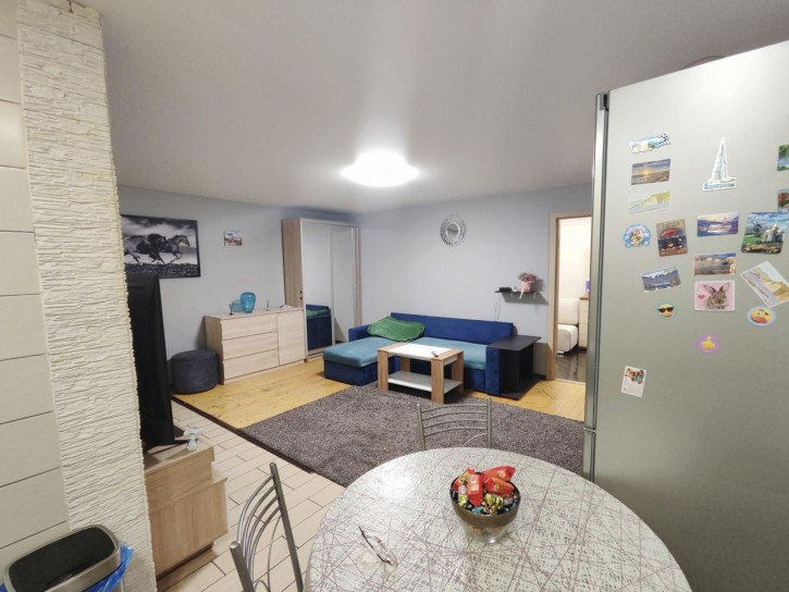 2-комн квартира Домостроителей ул., 55
