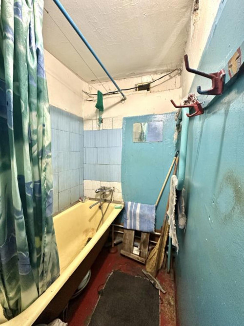 Продажа комнаты Ленинградский микрорайон, 23а