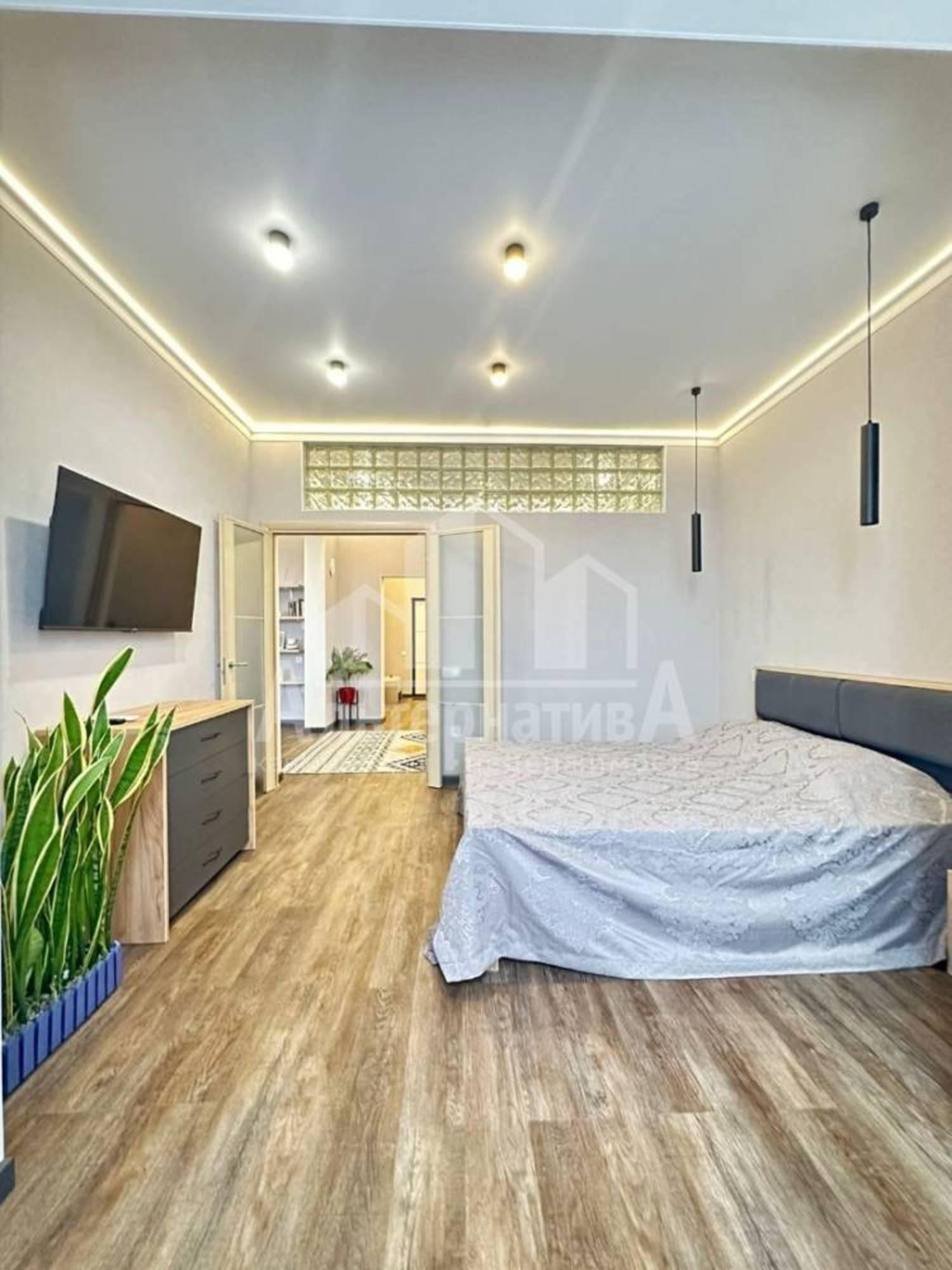 Купить квартиру за 18 500 000 рублей на Победы пр-т.