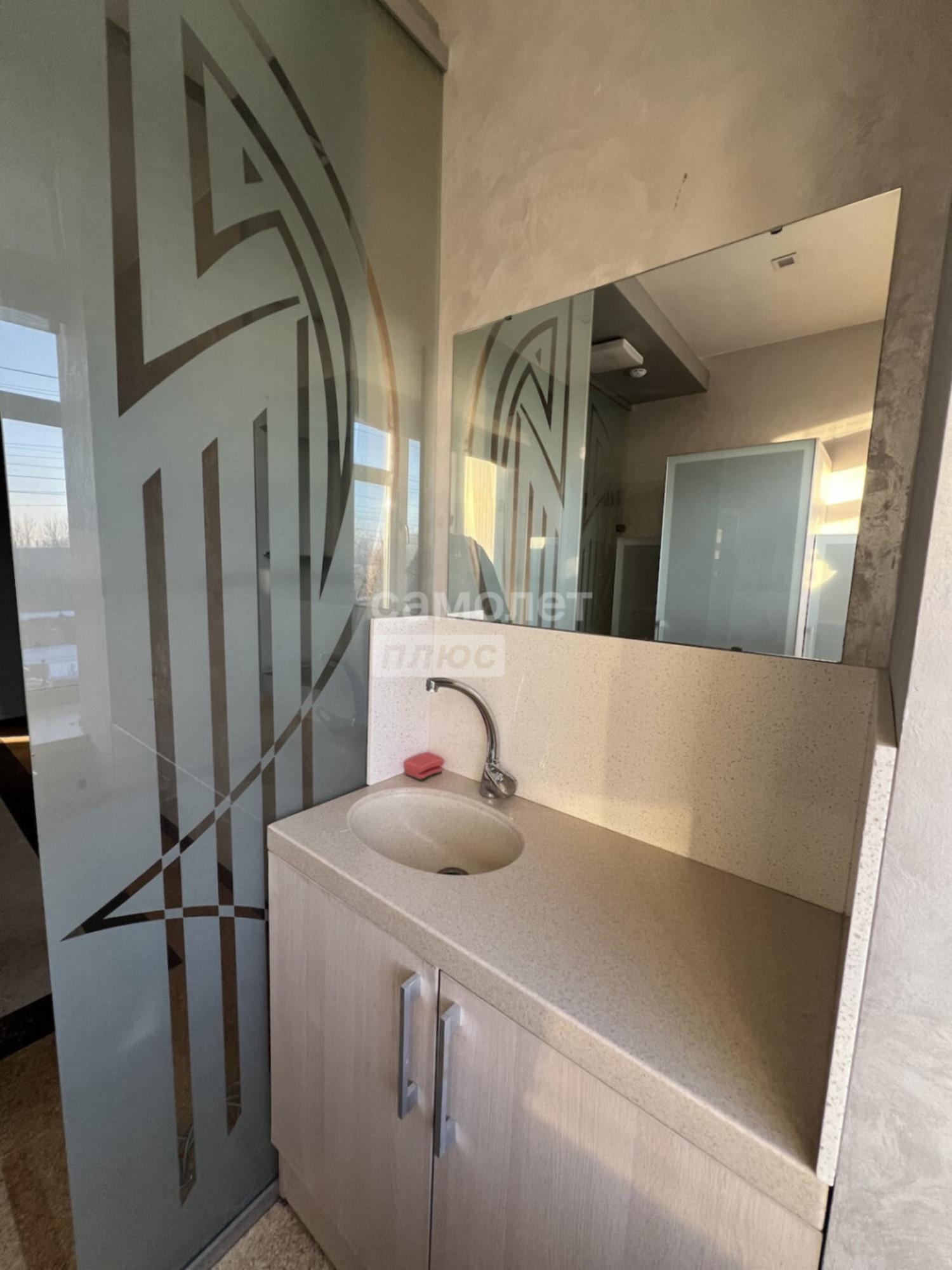 Сдать офис, помещение под офис за 121 000 рублей на Богдана Хмельницкого, 103