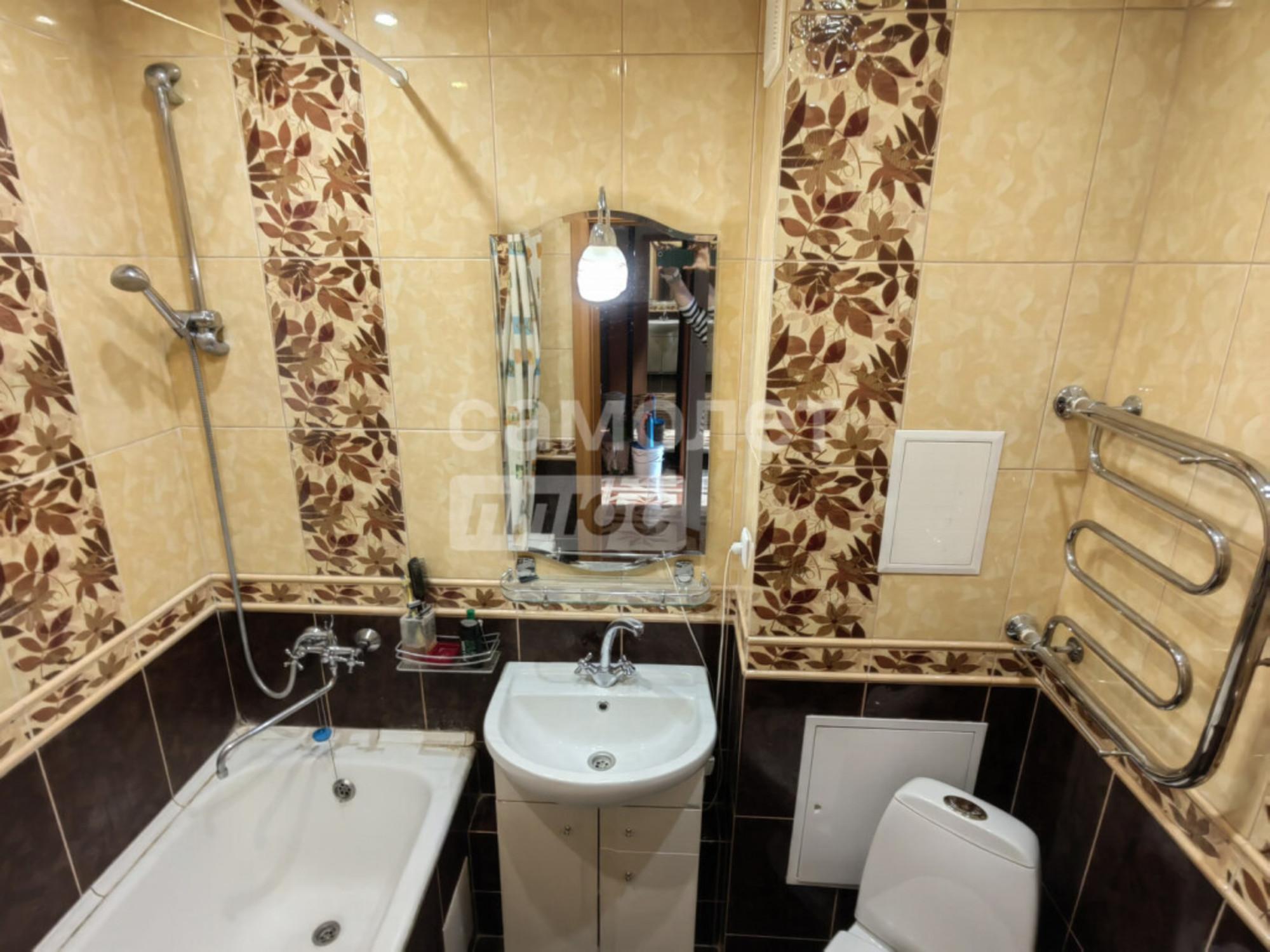 Продажа 1-комн квартиры Петухова, 104 А