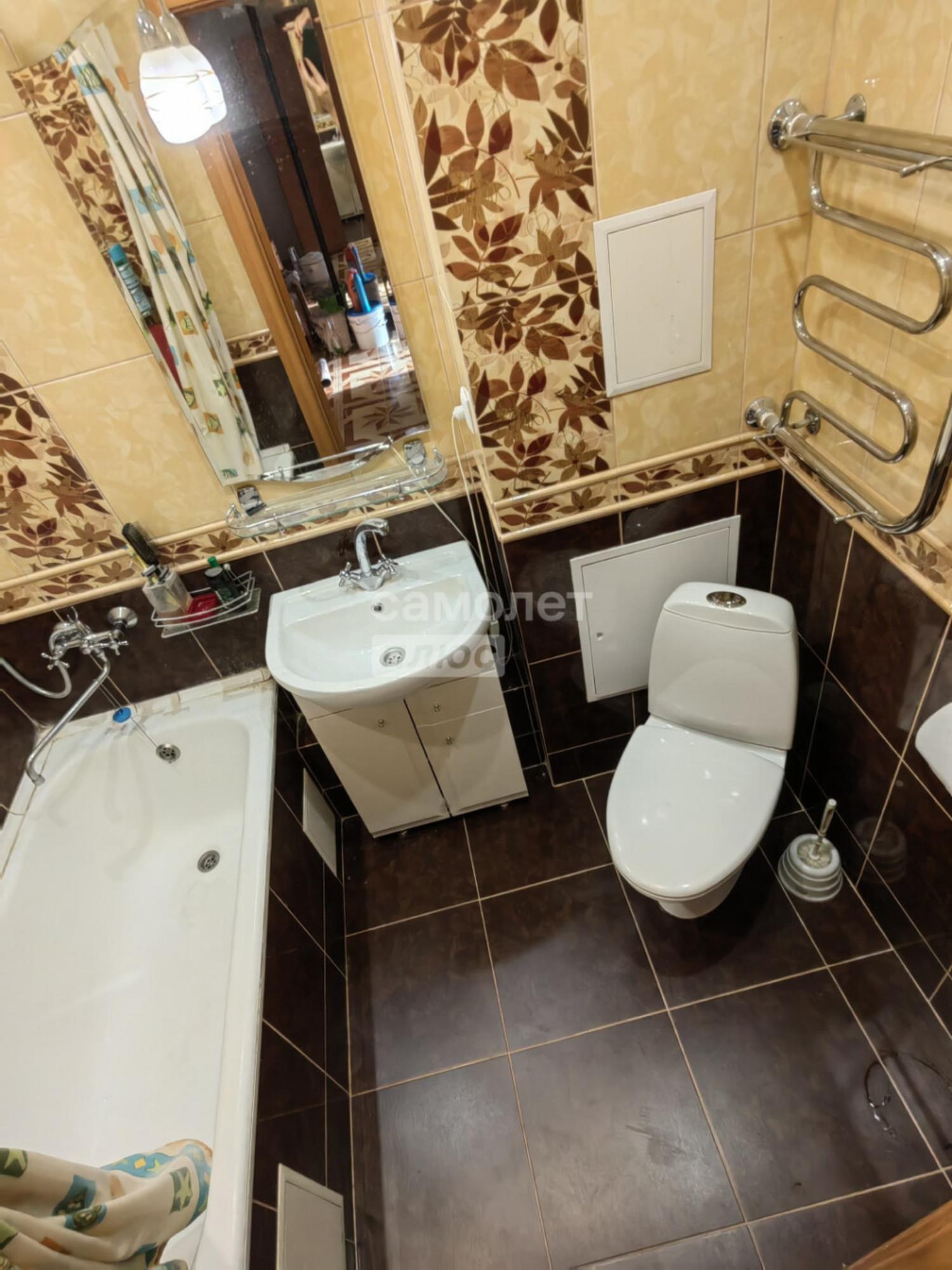 Продажа 1-комн квартиры Петухова, 104 А