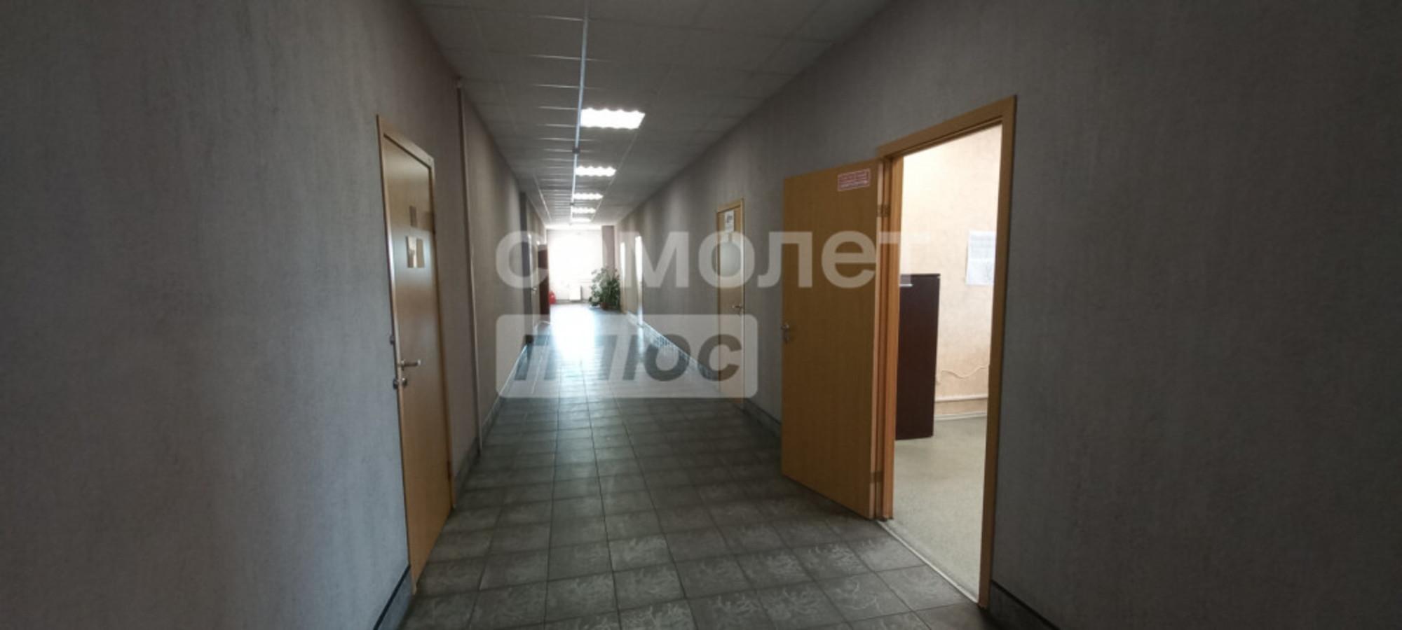 Купить офис, помещение под офис за 110 000 000 рублей на Декабристов, 92