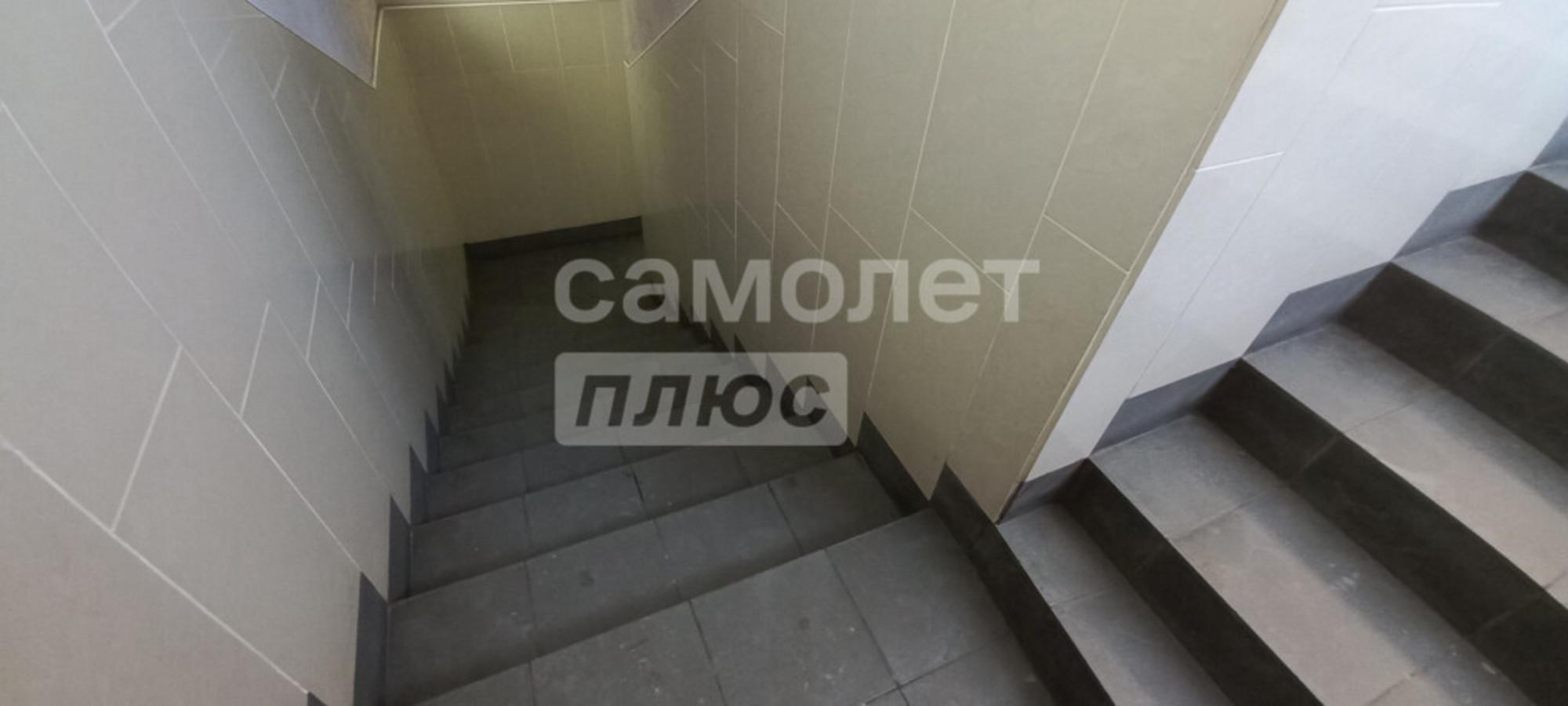 Купить офис, помещение под офис за 110 000 000 рублей на Декабристов, 92