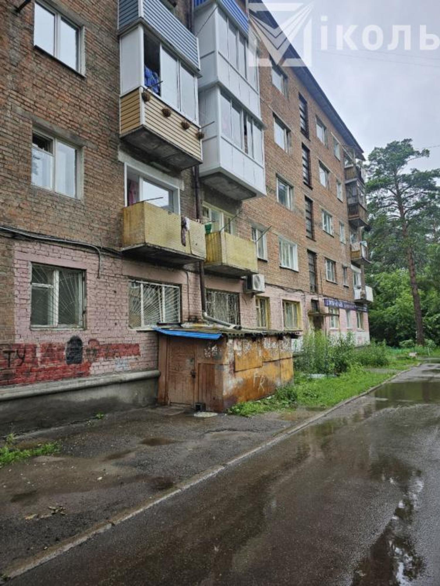 Сдать комнату за 9 000 рублей на -, 9