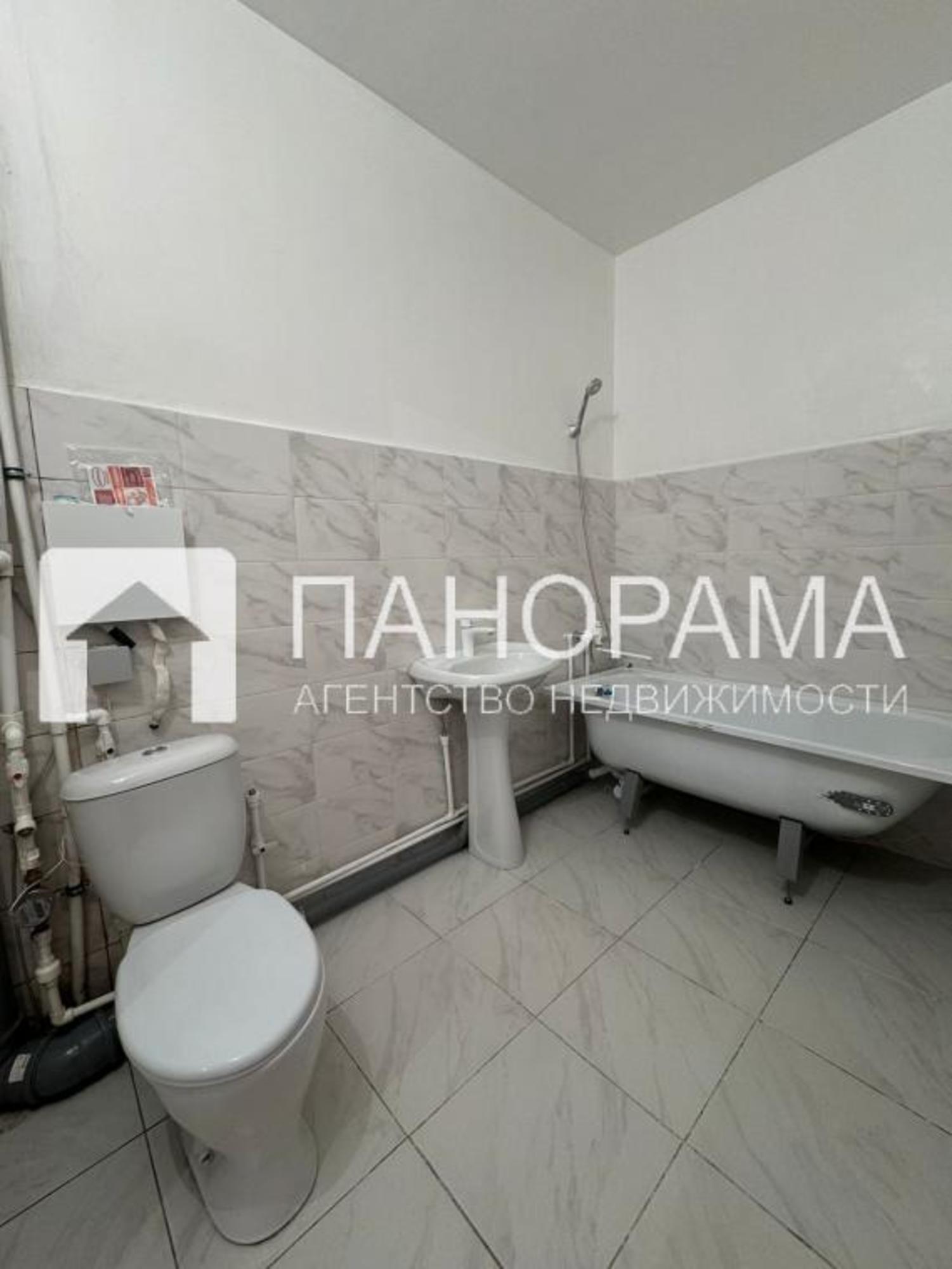 Купить квартиру за 5 500 000 рублей на Александра Захарченко, 9