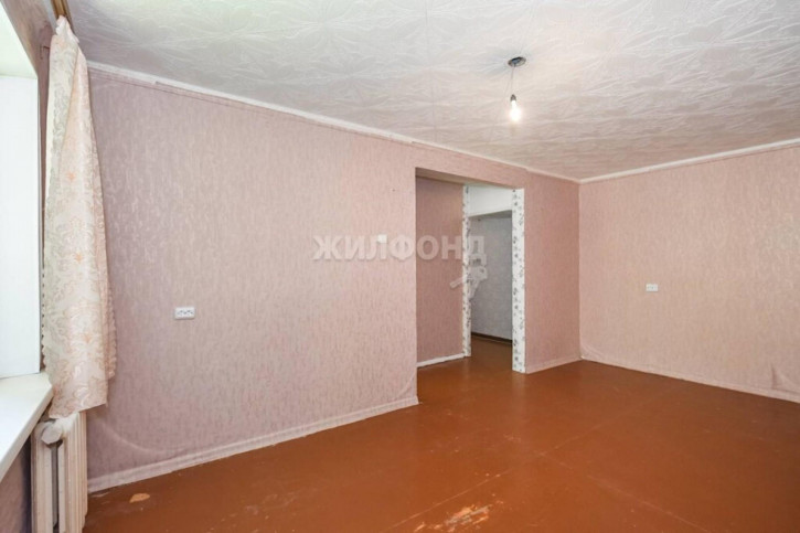1-комн квартира Объединения, 82