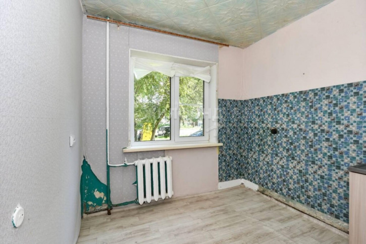 1-комн квартира Объединения, 82