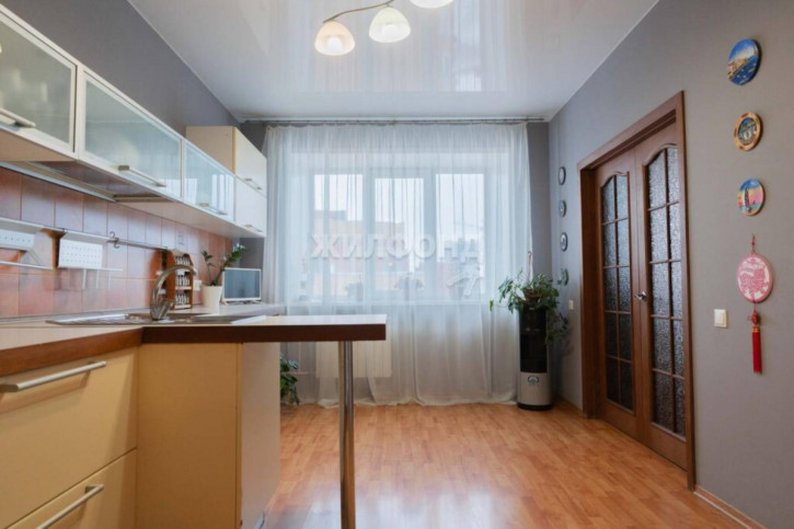 4-комн квартира Медкадры, 7