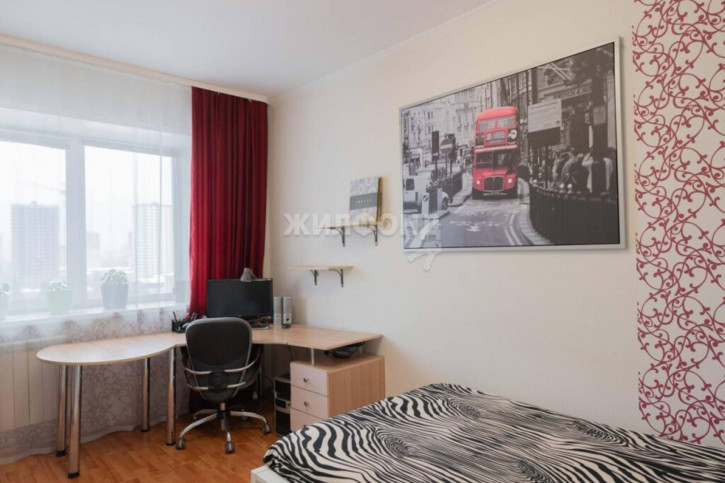 4-комн квартира Медкадры, 7