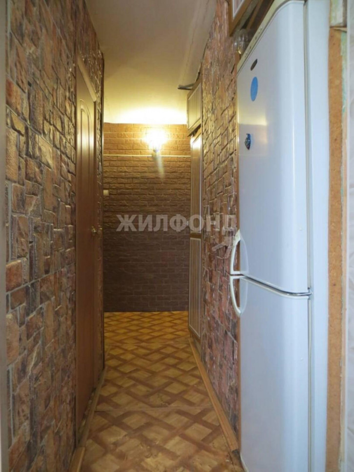 3-комн квартира проспект Революции, 82
