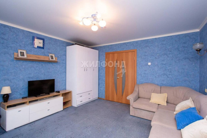 4-комн квартира микрорайон Северный, 20