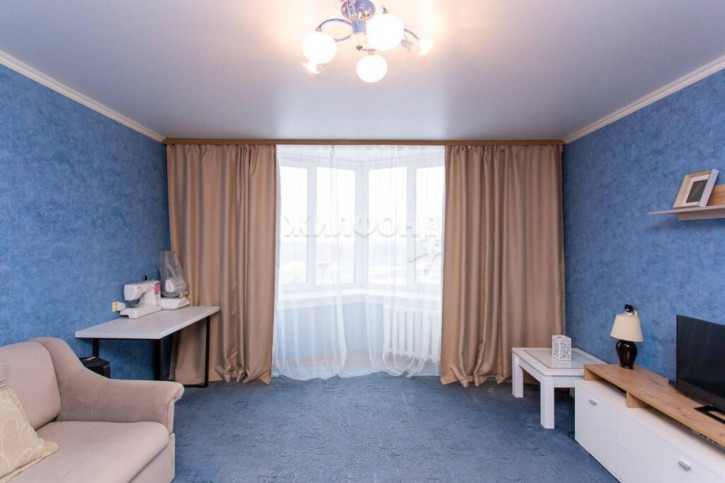 4-комн квартира микрорайон Северный, 20