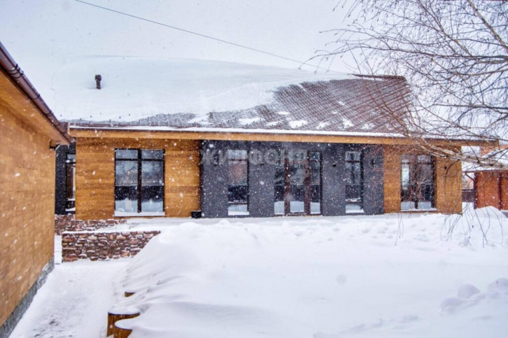 Коттедж/дом Озерный