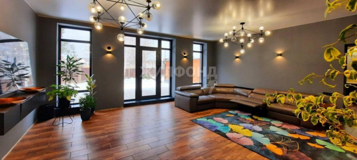 Коттедж/дом Озерный