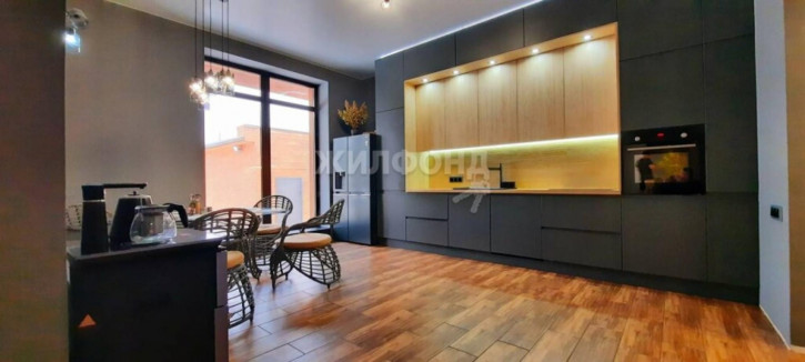 Коттедж/дом Озерный