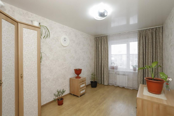 3-комн квартира Розы Люксембург, 355