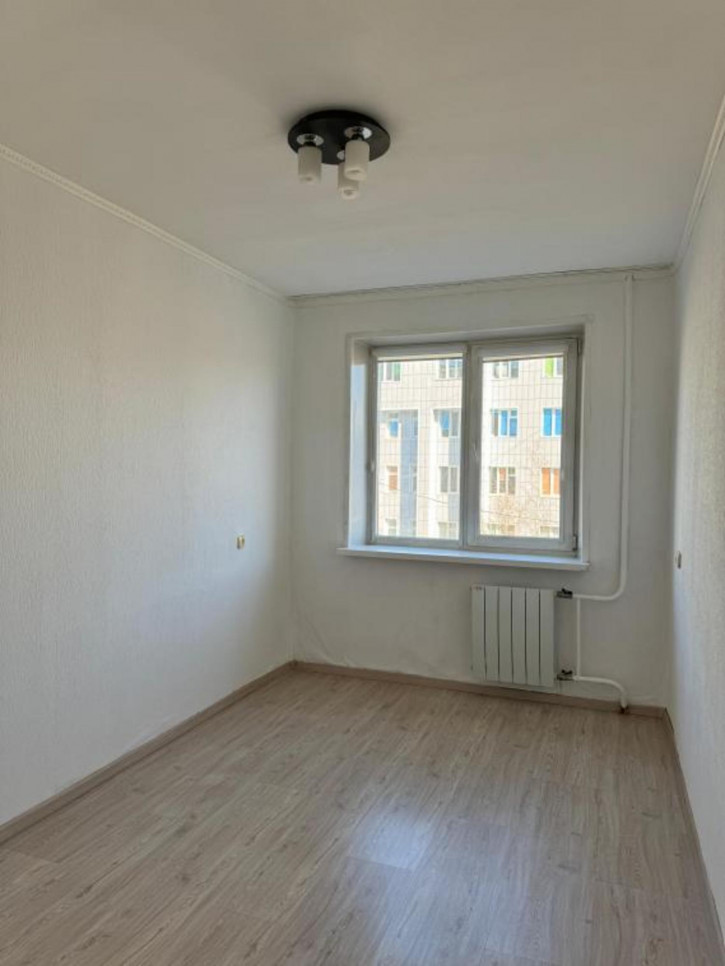 3-комн квартира Стадухина, 63