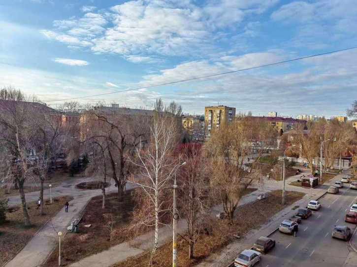 3-комн квартира Физкультурная улица, 96