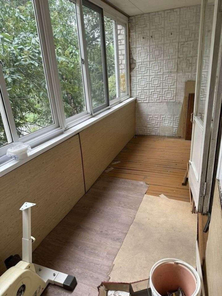 3-комн квартира Строителей улица, 20