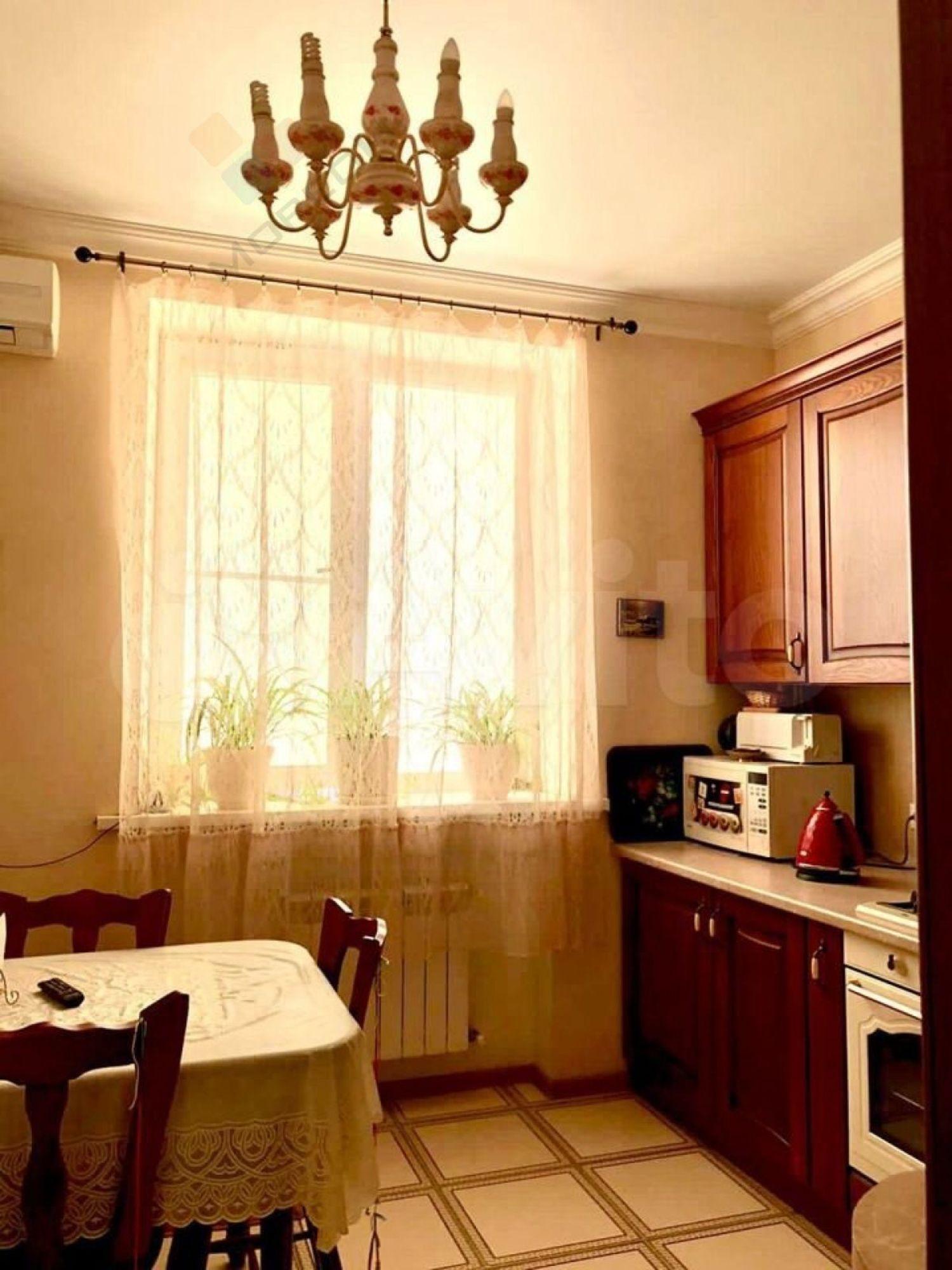 Купить квартиру за 10 500 000 рублей на Гаврилова ул, 91