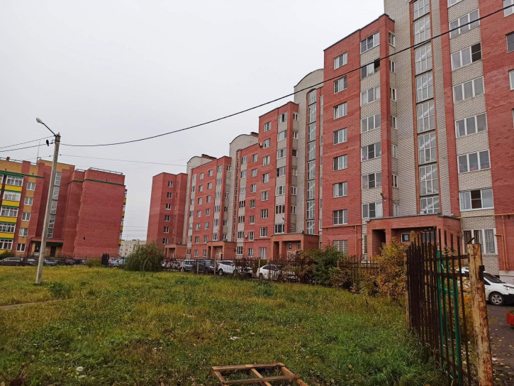 4-комн квартира Калужская улица, д.12/1