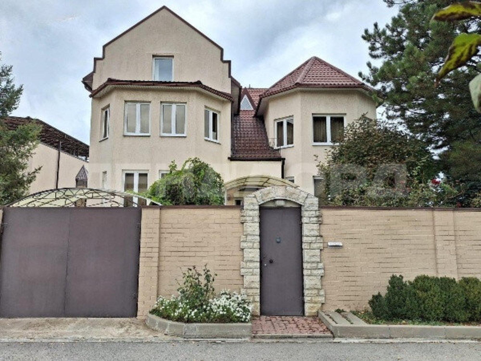 Купить дачу, дом, коттедж за 30 950 000 рублей на улица Евдокимова