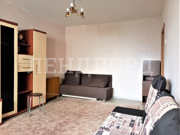2-комн квартира улица Жмайлова, 25