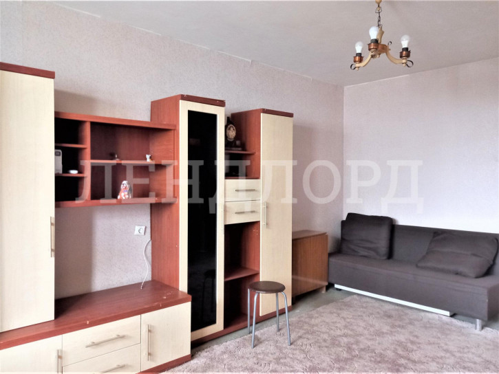 2-комн квартира улица Жмайлова, 25