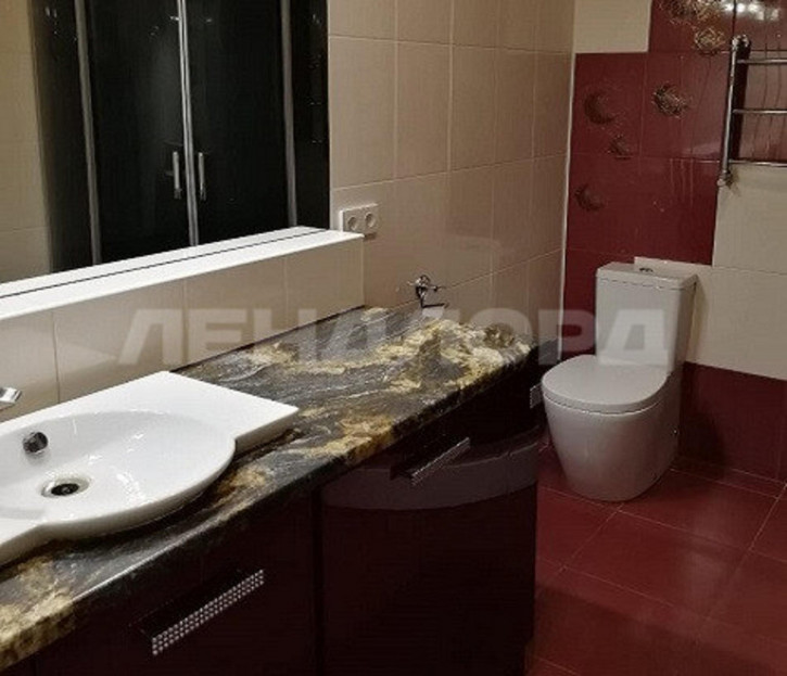 2-комн квартира улица Платова, 72В