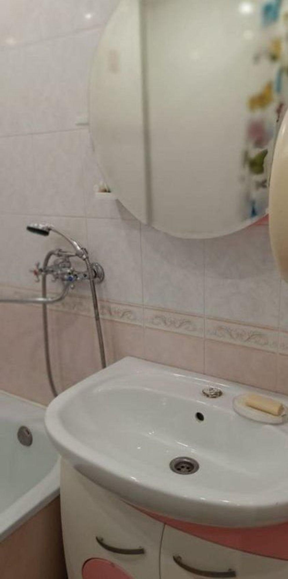 Купить квартиру за 3 000 000 рублей на Звездный мкр, 12