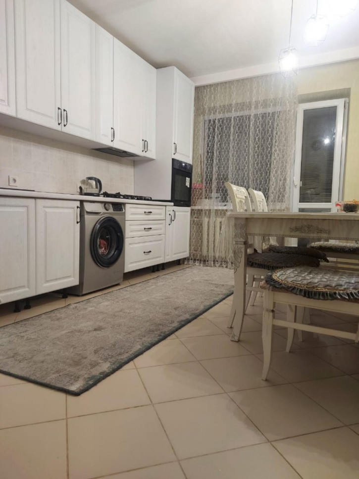 3-комн квартира улица Думенко,11Д 3-комн квартира улица Думенко,11Д