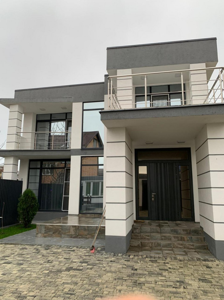 Коттедж/дом улица Кати Соловьяновой Коттедж/дом улица Кати Соловьяновой