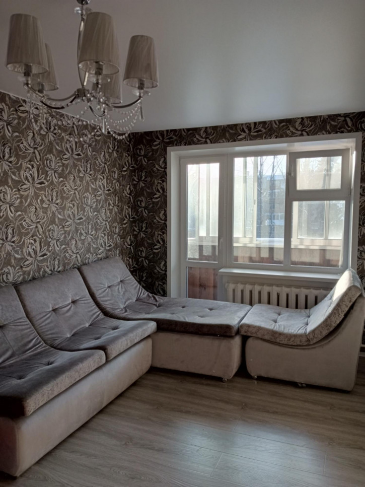 3-комн квартира Дружбы Народов пр-кт, 14