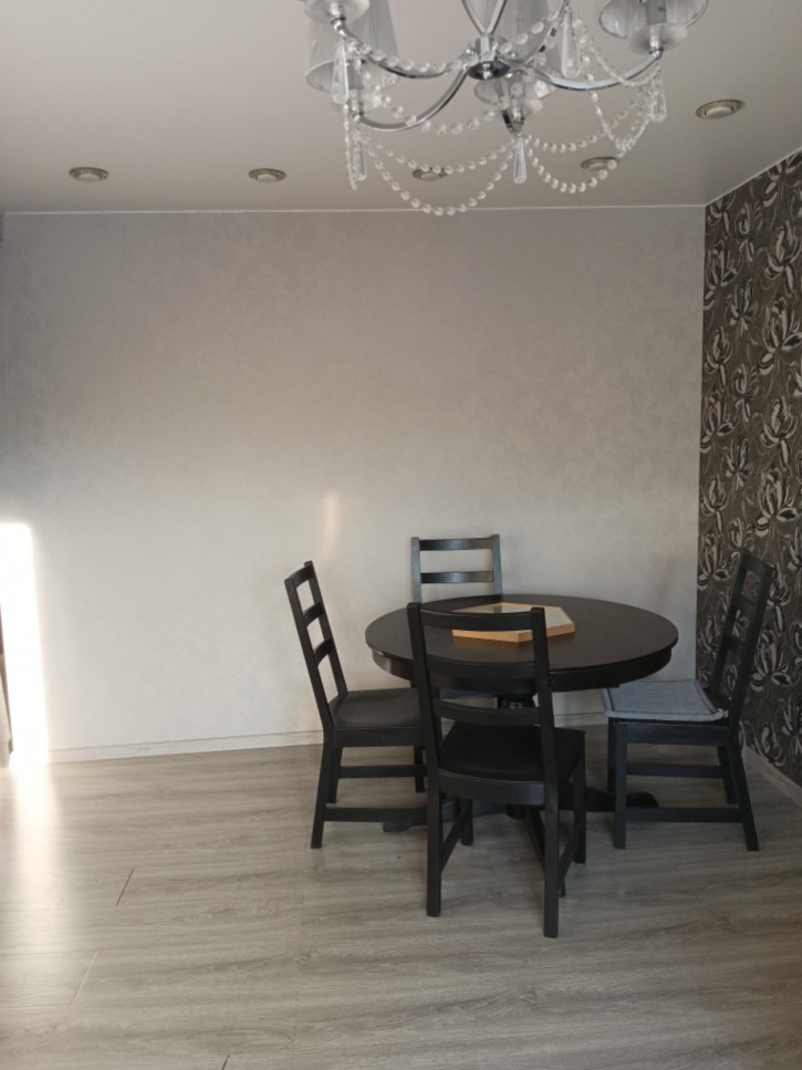 3-комн квартира Дружбы Народов пр-кт, 14