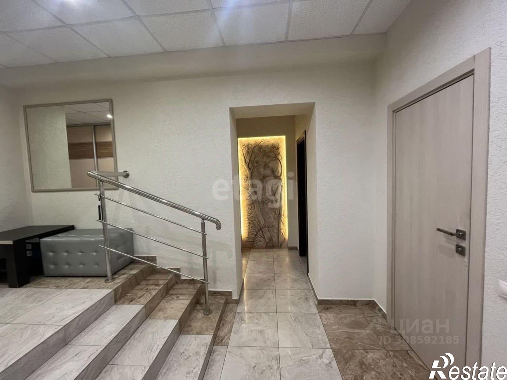 Купить офис, помещение под офис за 8 928 200 рублей на Сысольское шоссе, 32