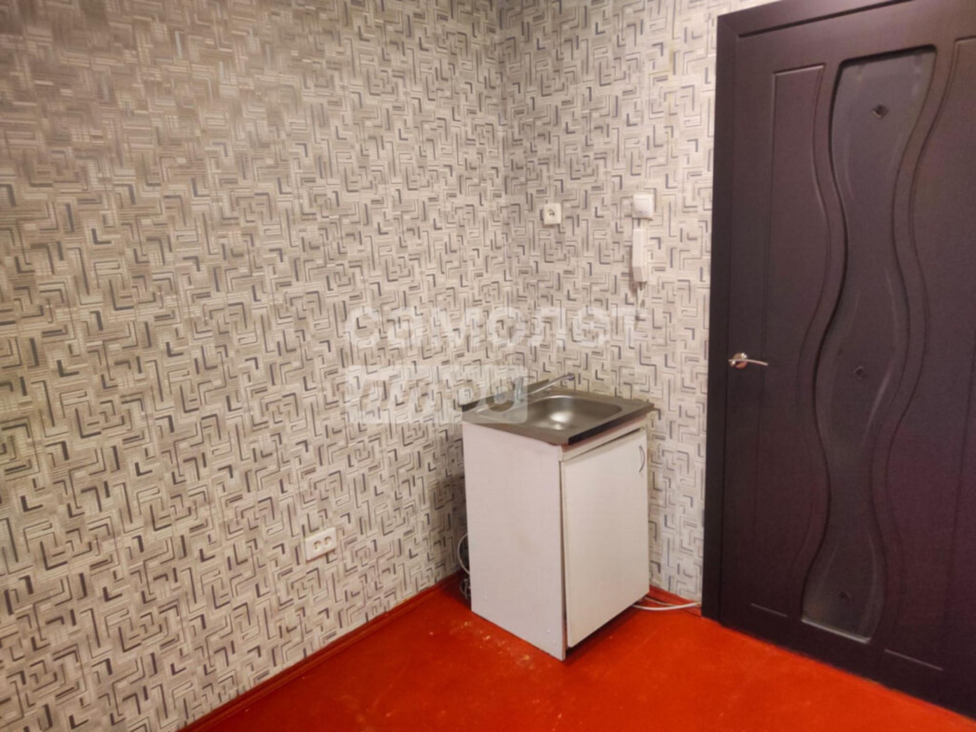 Продажа комнаты Аксёнова, 11