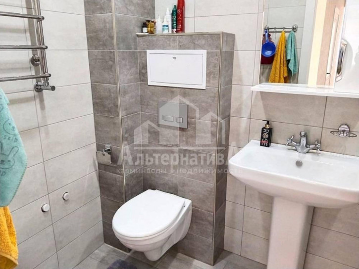 2-комн квартира Орджоникидзе ул.