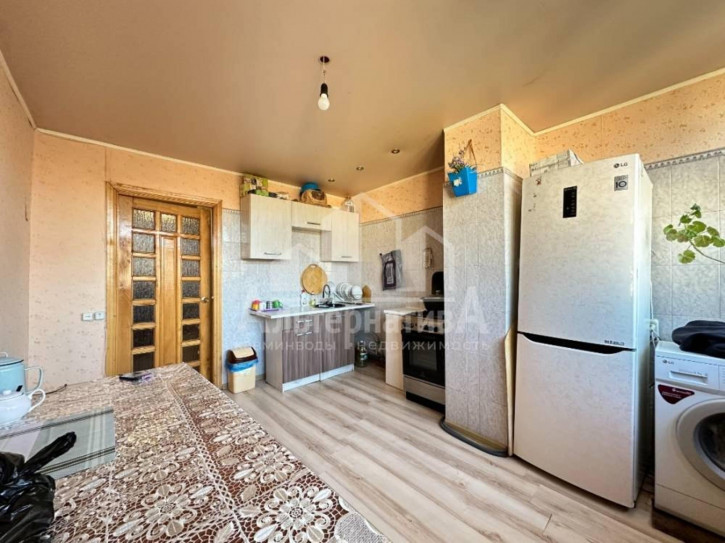 3-комн квартира Широкая ул.