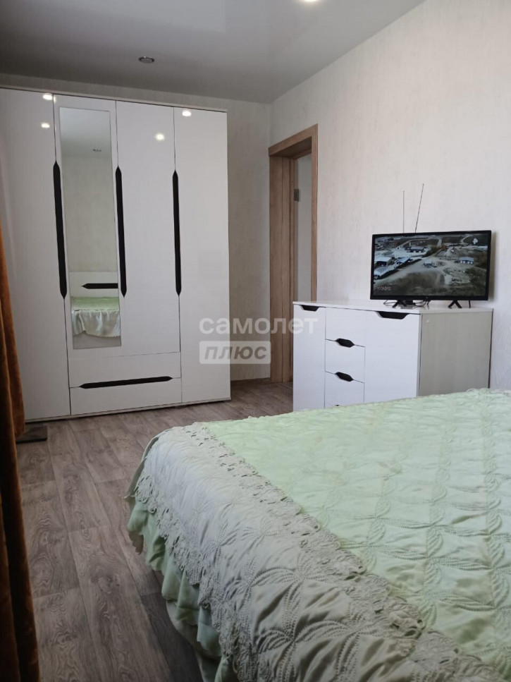 3-комн квартира Победы, 5