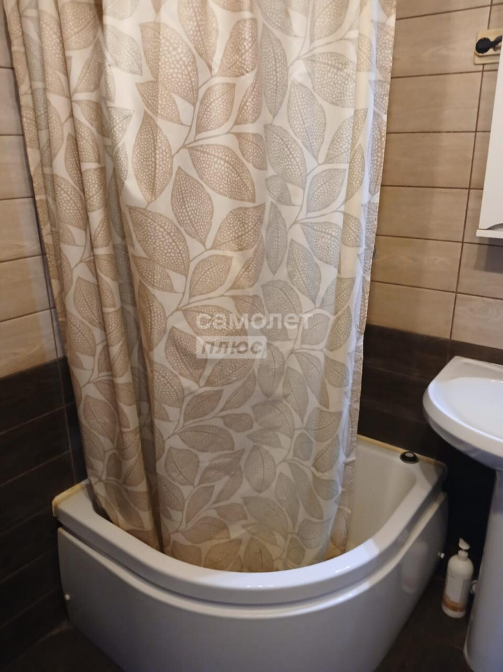 3-комн квартира Победы, 5