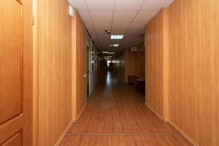 Офис Дзержинского, 33