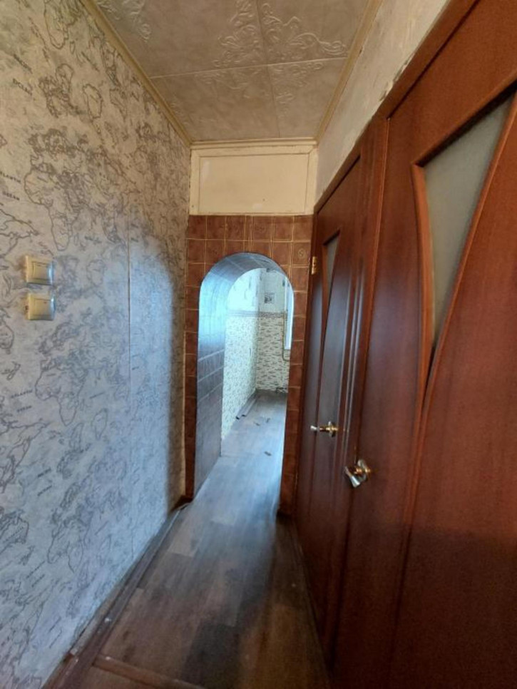 3-комн квартира 4-й микрорайон, 28