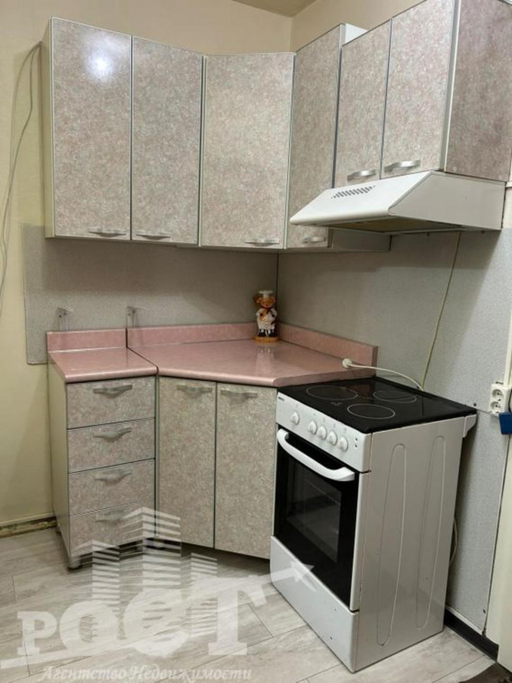 1-комн квартира Стрельникова, 45 1-комн квартира Стрельникова, 45
