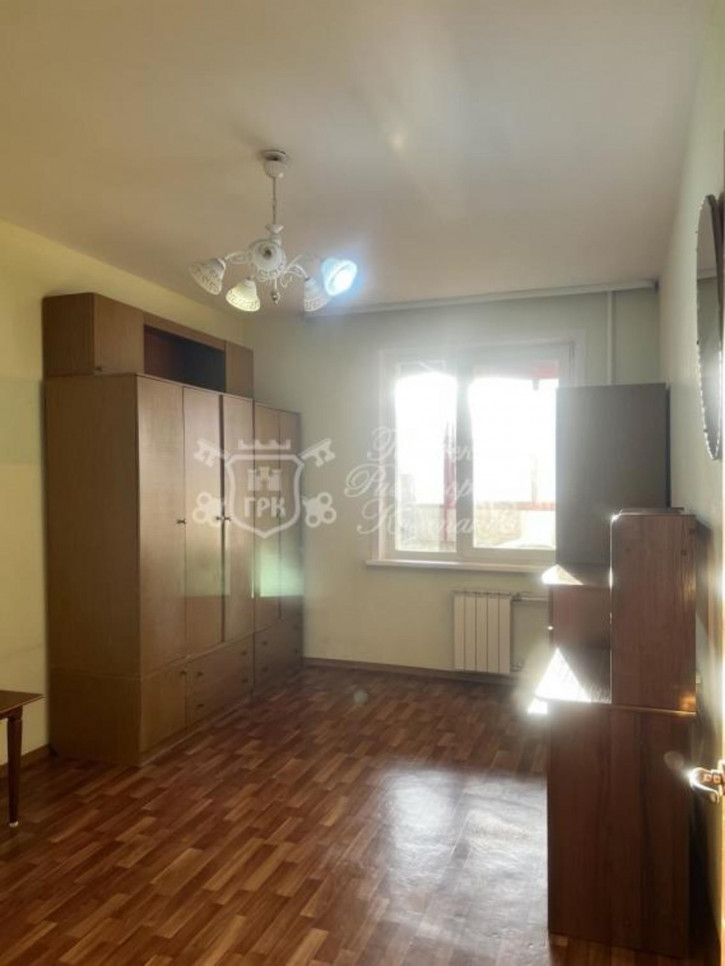 2-комн квартира Красноярская, 72 2-комн квартира Красноярская, 72