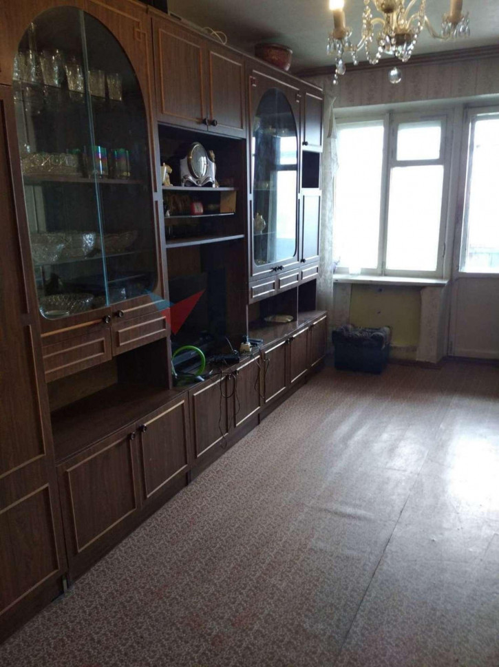 3-комн квартира Луначарского улица, 60